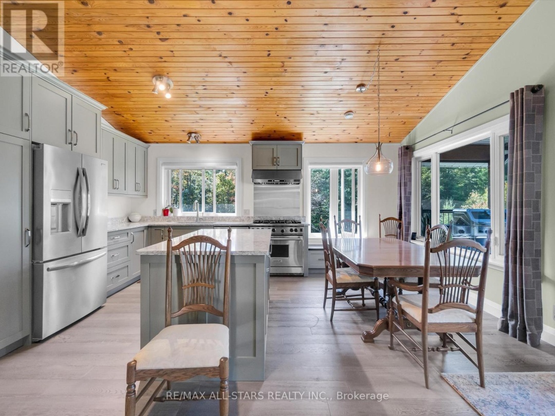 1435 FALKENBURG ROAD, Muskoka Lakes (Monck (Muskoka Lakes))