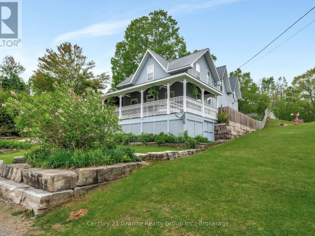 8 BEND STREET, Kawartha Lakes (Kinmount)
