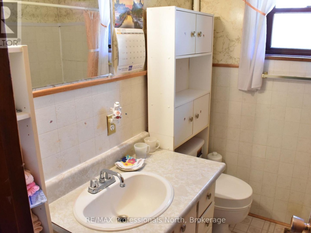2693 COUNTY ROAD 21, Minden Hills (Minden)