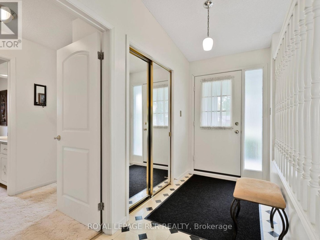 5 PARK LANE, Lake Simcoe