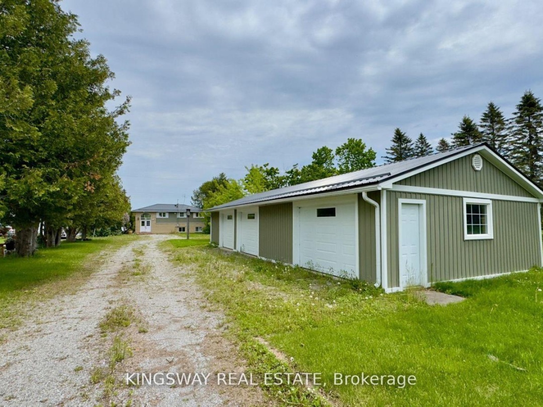 18 MITCHELLVIEW ROAD, 