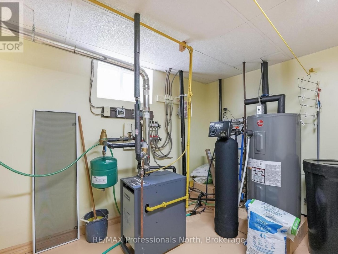 3072 GELERT ROAD, Minden Hills (Snowdon)
