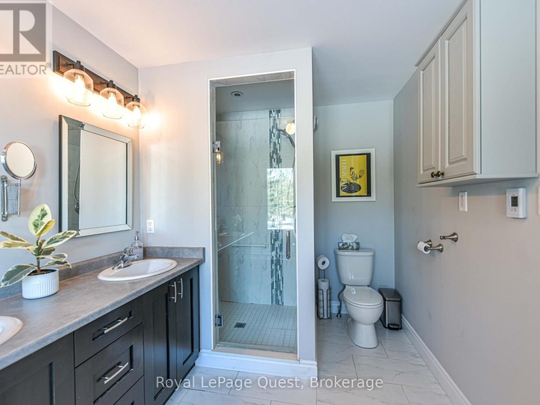 2044 MARCHMONT ROAD, 