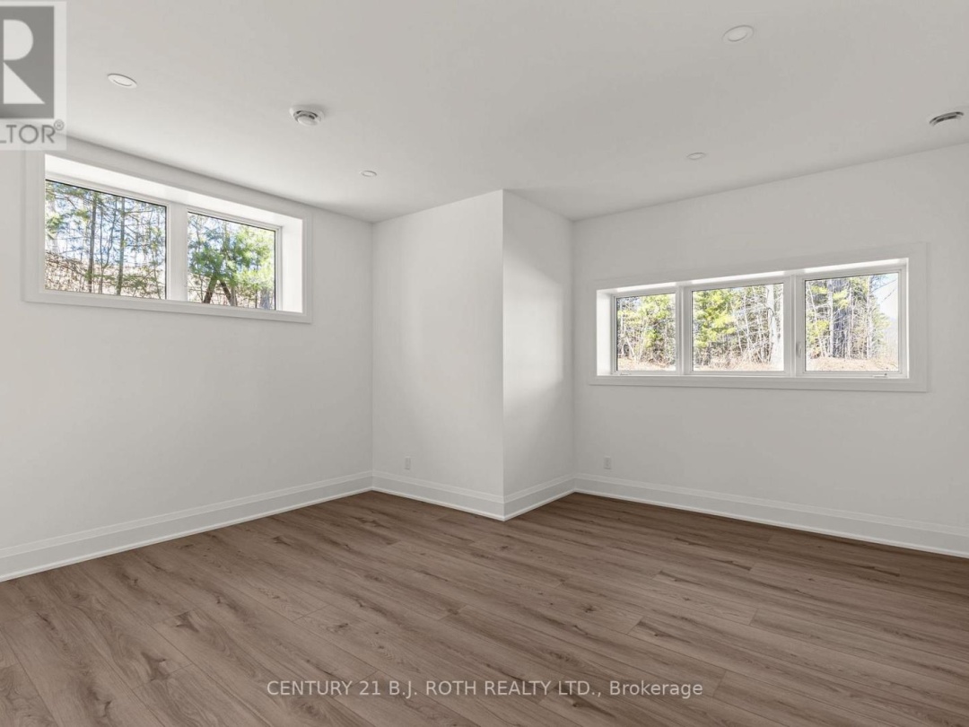 2 FRIESIAN COURT, Oro-Medonte