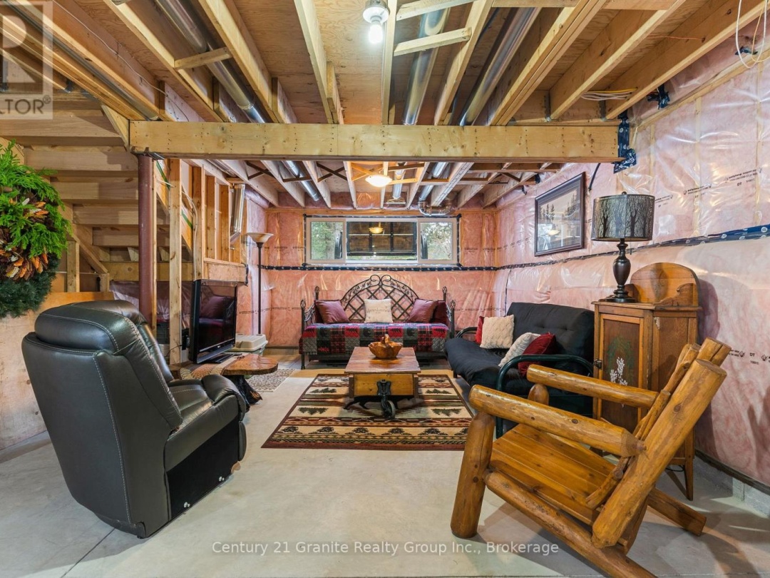 460 BOBCAYGEON ROAD, 