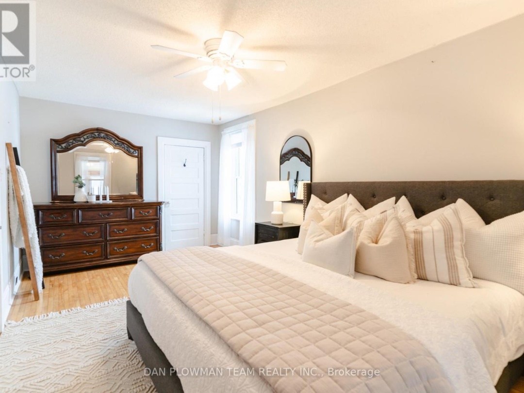 48 DUNN STREET, Kawartha Lakes (Bobcaygeon)