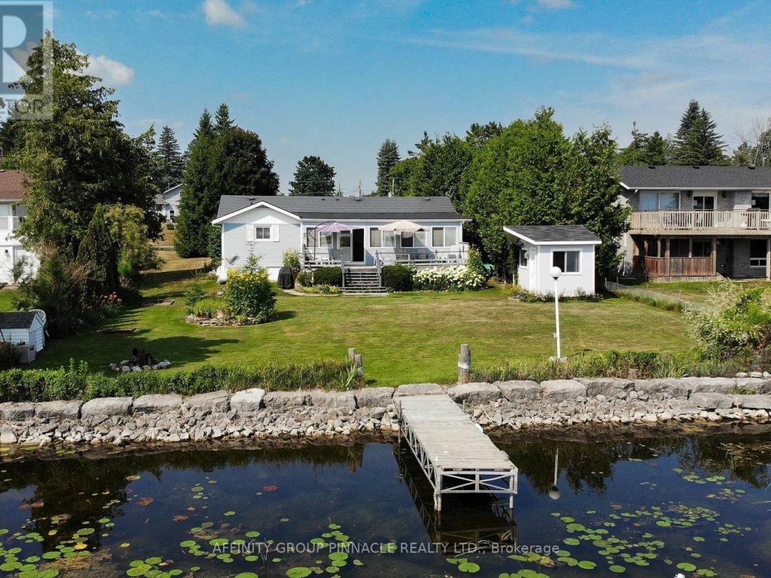 11 LAKEVIEW CRESCENT, 
