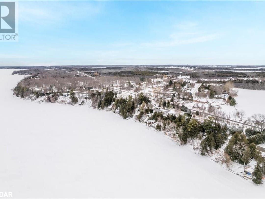 24890 Thorah Park Boulevard, Lake Simcoe