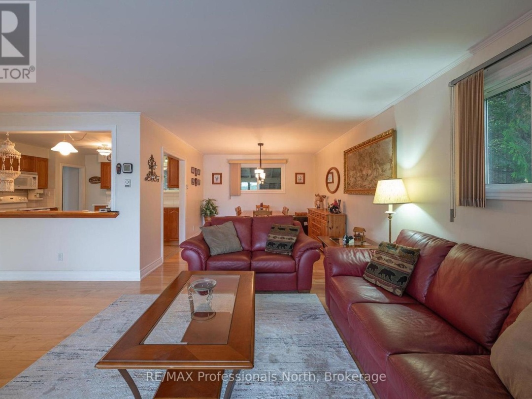 1981 HORSESHOE LAKE ROAD, 
