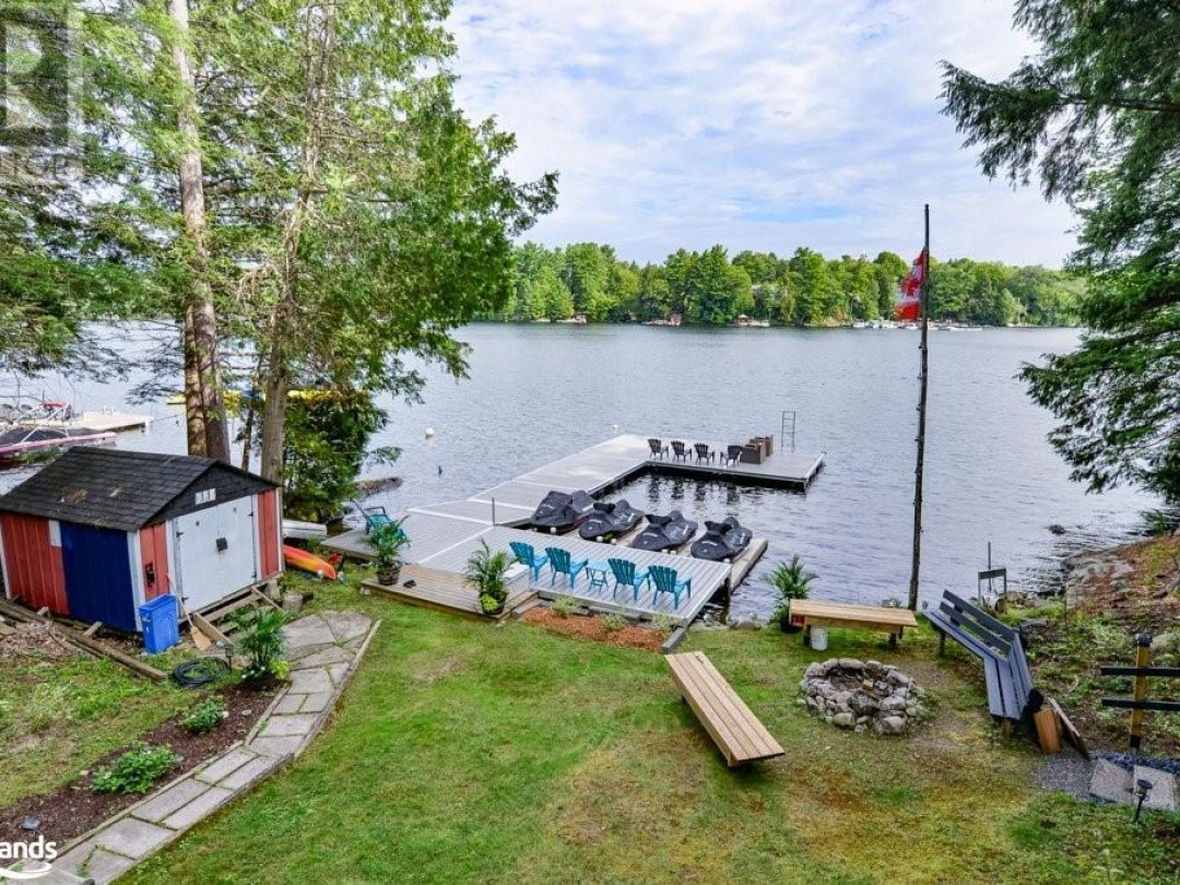 13 Shady Lane, Otter Lake