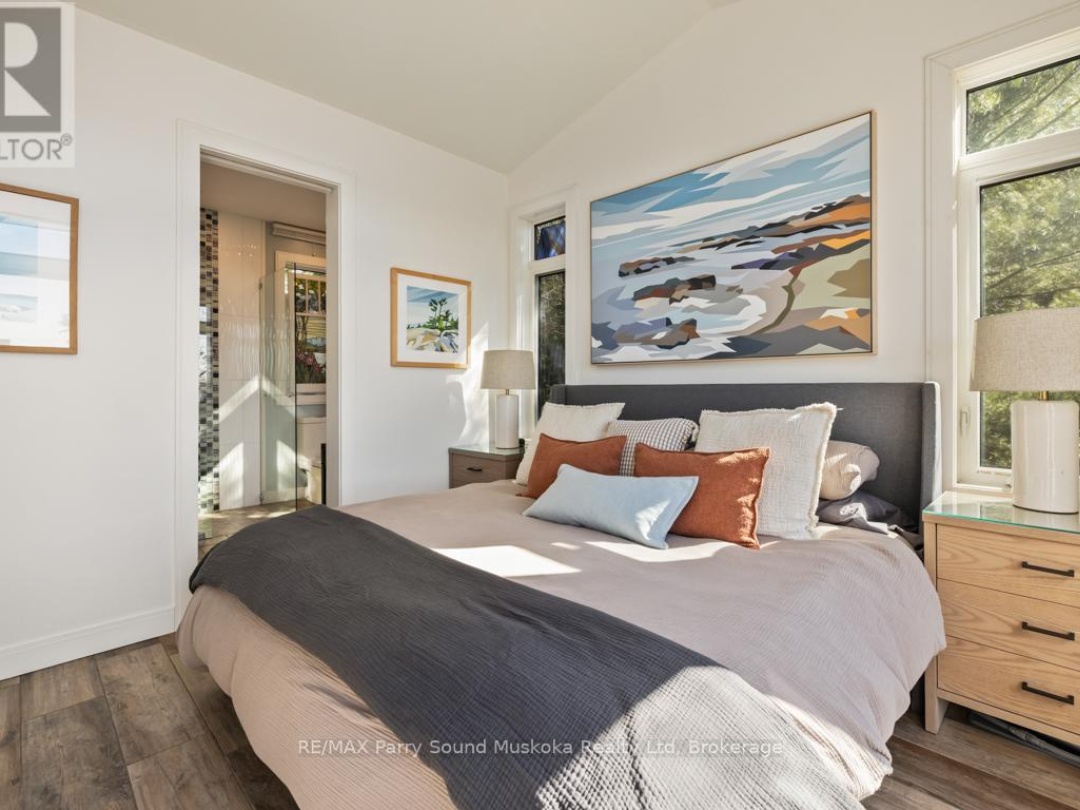 1201 GEEWADIN ROAD, Georgian Bay