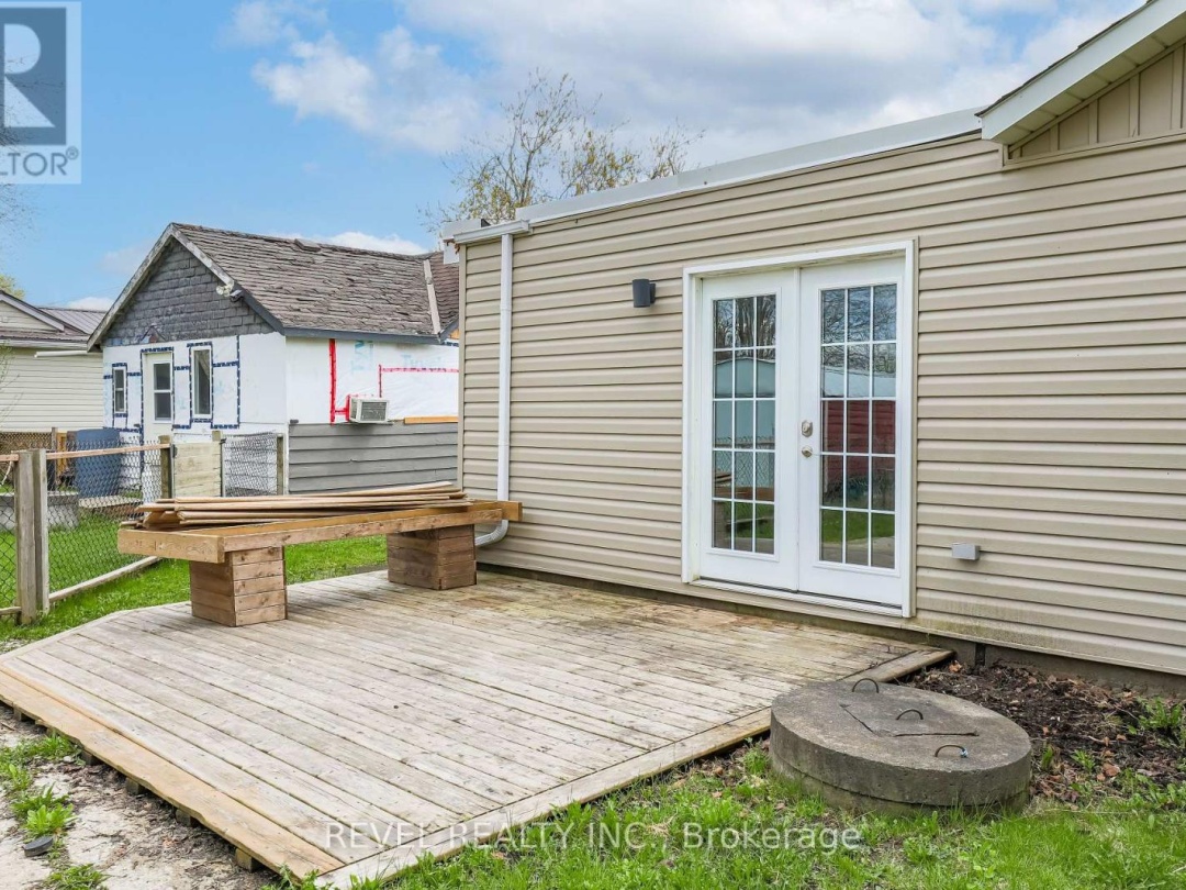 411 LONG BEACH ROAD, 
