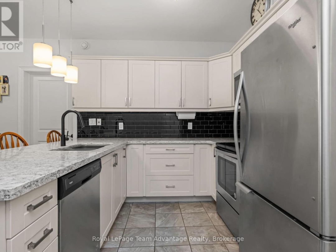 108 - 11C SALT DOCK ROAD, 