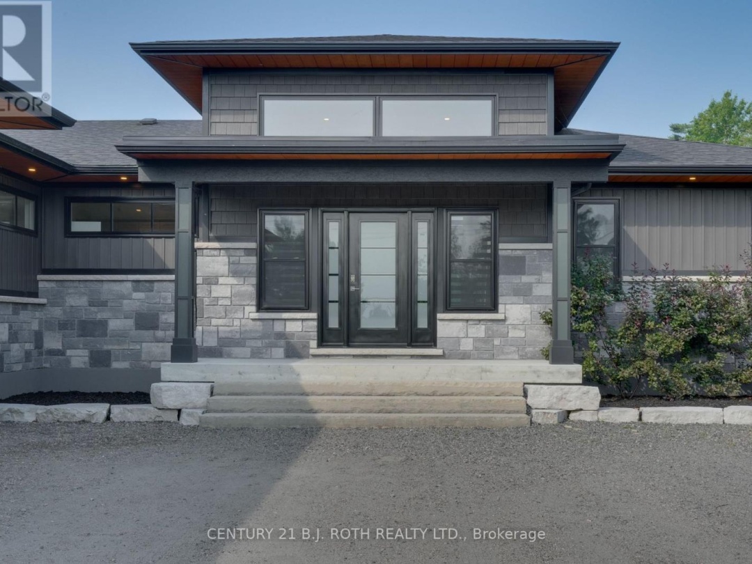 3510 BRENNAN LINE W, 