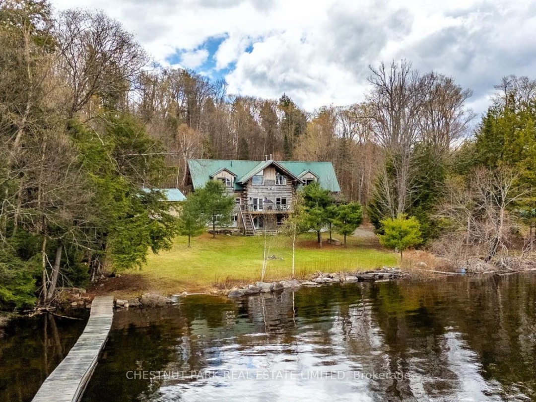 1068 RATTLESNAKE ROAD, Redstone Lake