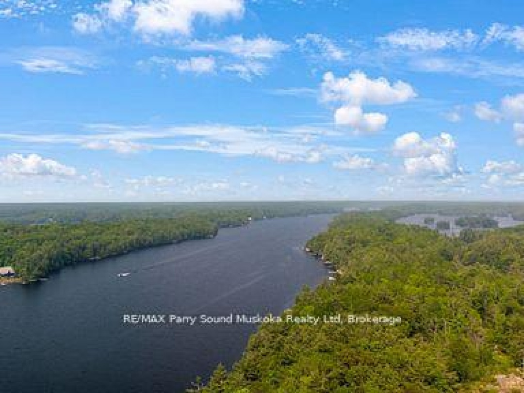 124 HEALEY LAKE WATER, Healey Lake