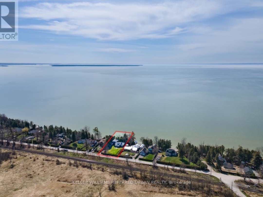 26950 Cedarhurst Beach Road, Lake Simcoe