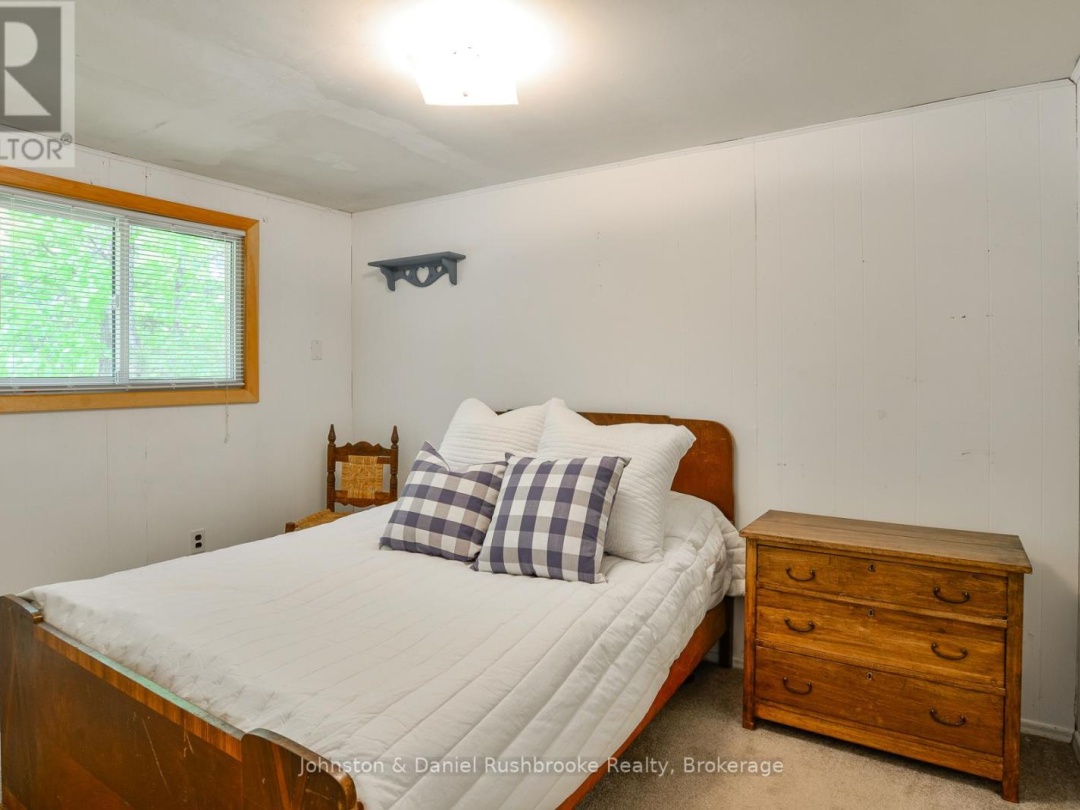1287 SHERWOOD FOREST ROAD, Lake Muskoka