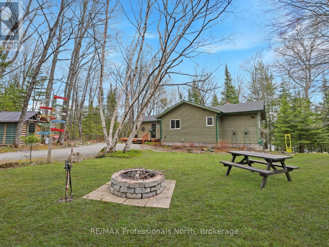 1157 BETWEEN LAKES TRAIL, Soyers Lake