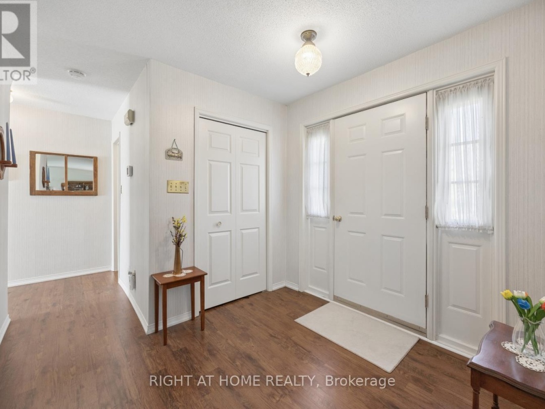 121 ROBMAR CRESCENT, Kawartha Lakes (Manilla)