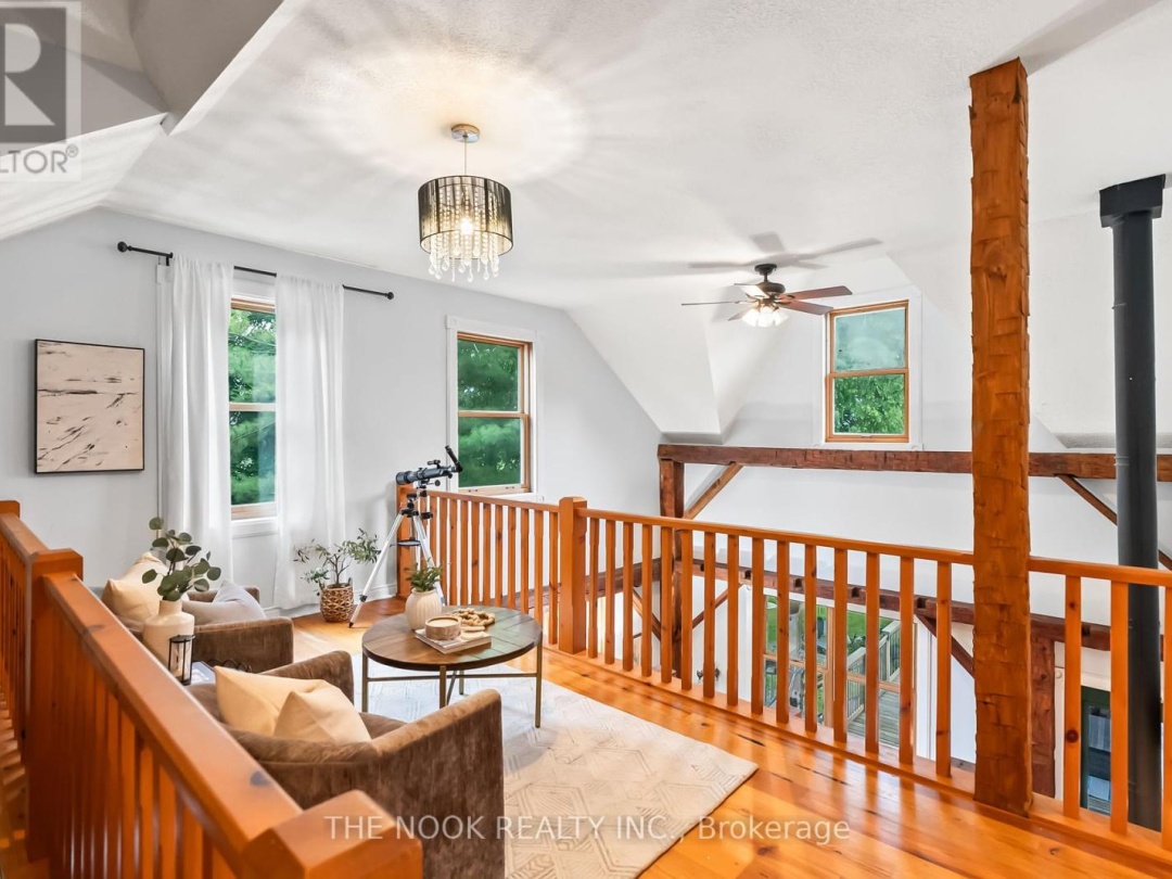 275 VALENTIA ROAD, 