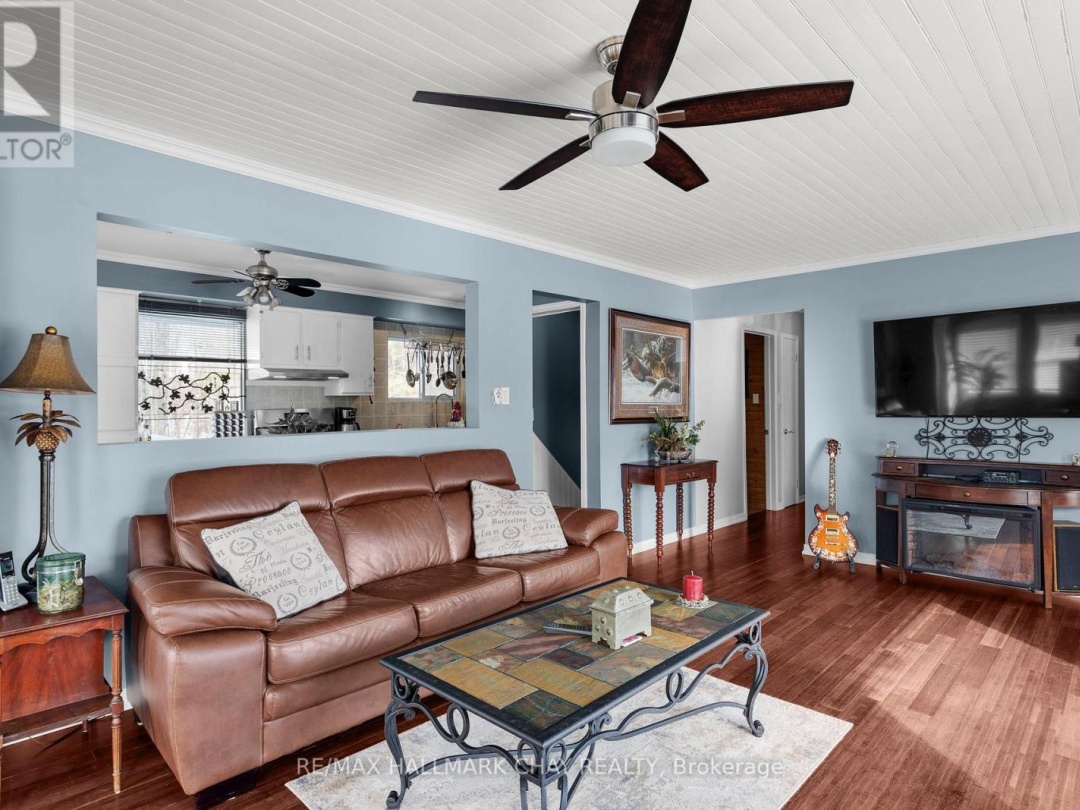 3194 SHOREVIEW DRIVE, 