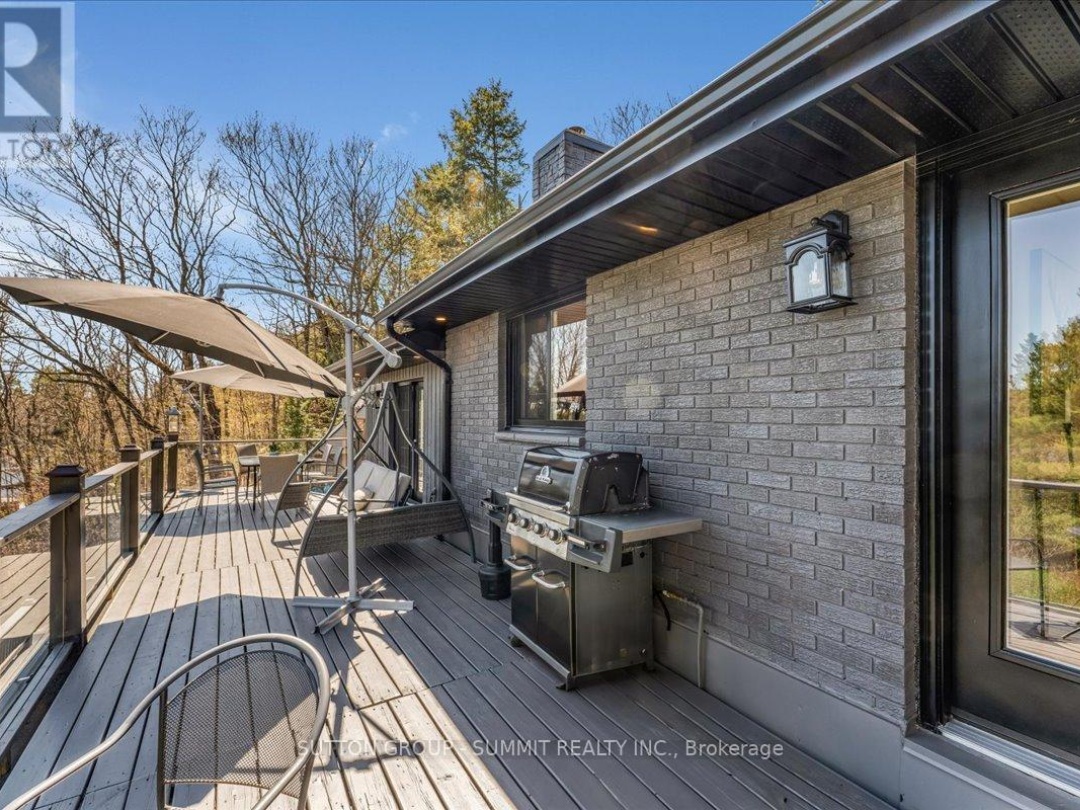 1 WINDY LANE, Portage Lake