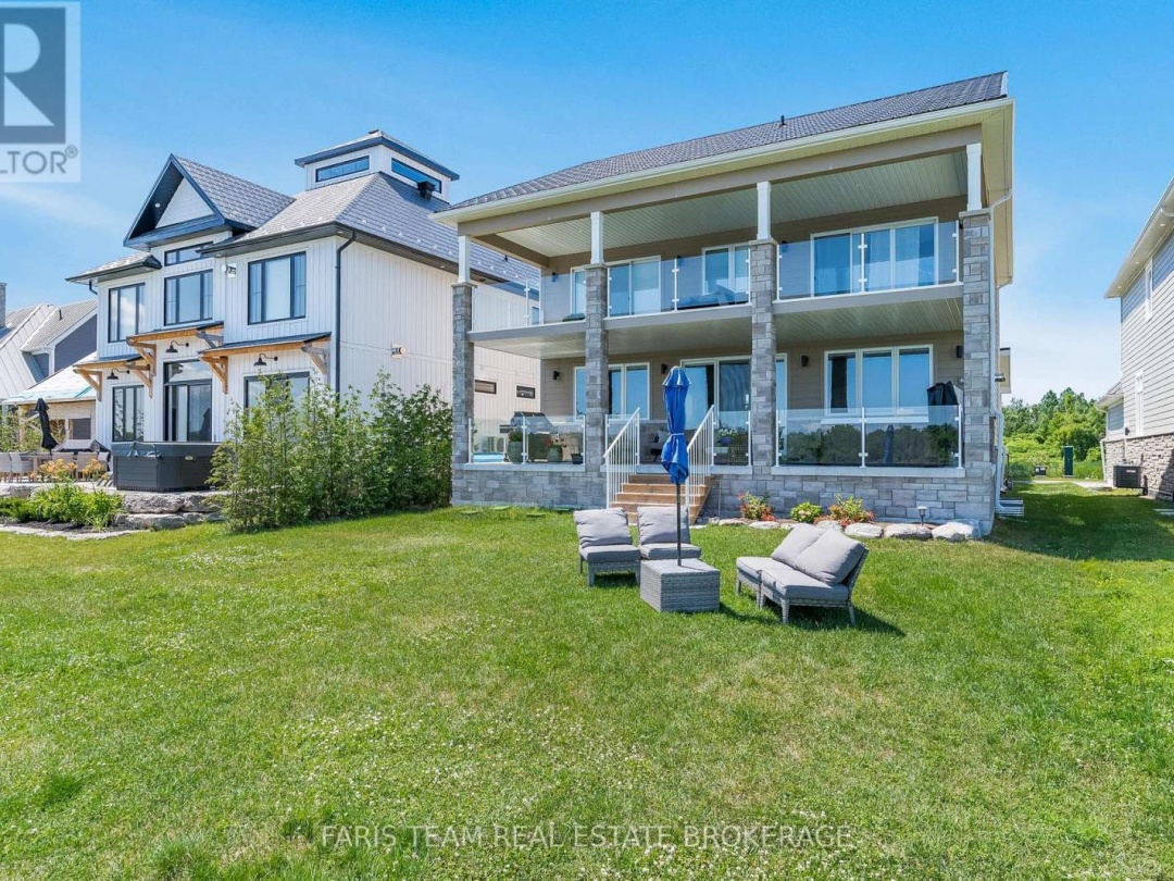 7 DOCK LANE, Georgian Bay