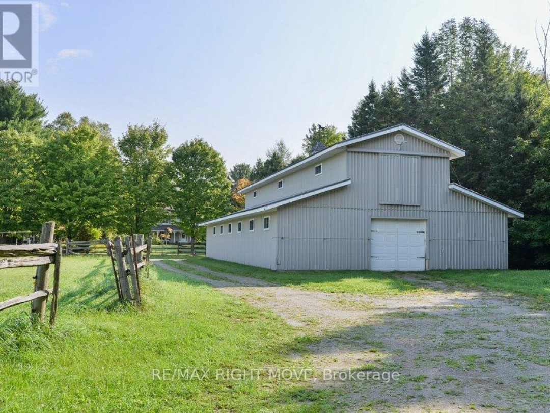 1390 Warminster Side Road, Oro-Medonte