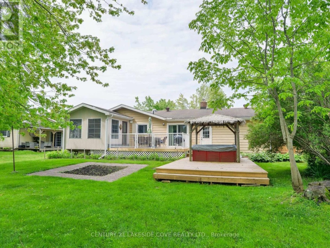 9 PINETREE COURT, Lake Simcoe