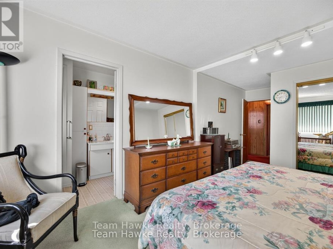 203 WOODLANDS AVENUE, 