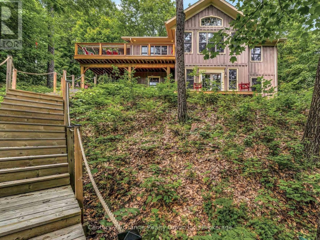 1031 ROTUNDA DRIVE, Contau Lake