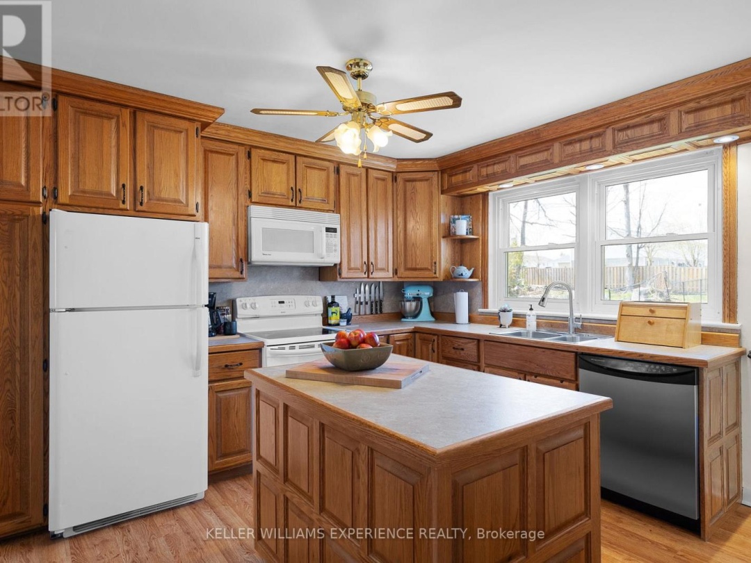38 NORTH STREET W, Orillia