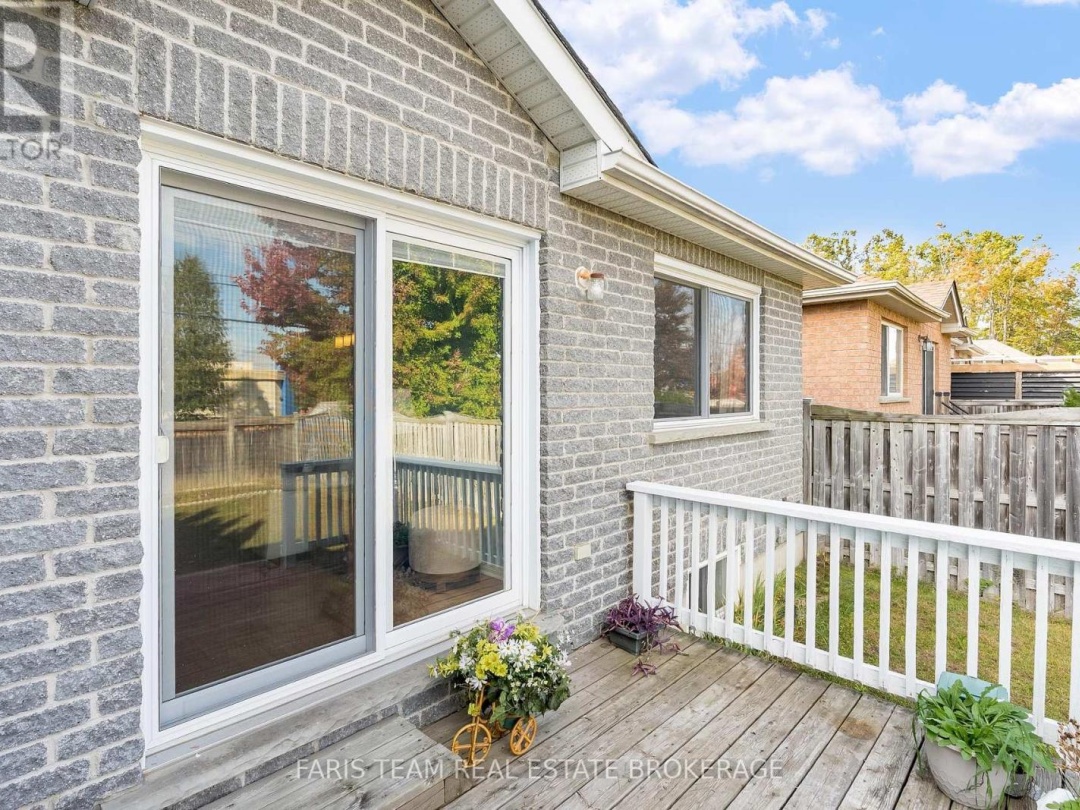 9 JULIA CRESCENT, 