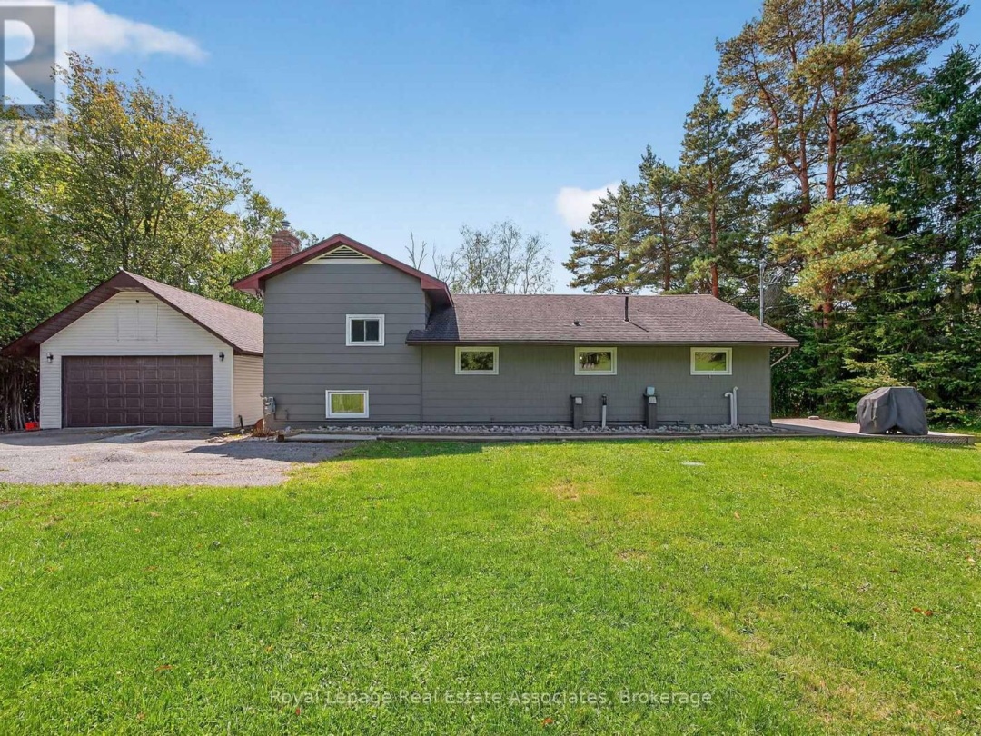 389 FALCON ROAD, Lake Vernon