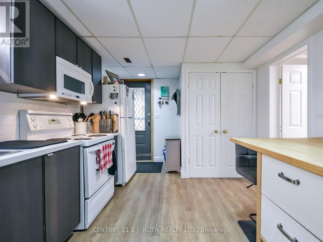 172 ALBIN ROAD, Tay (Waubaushene)