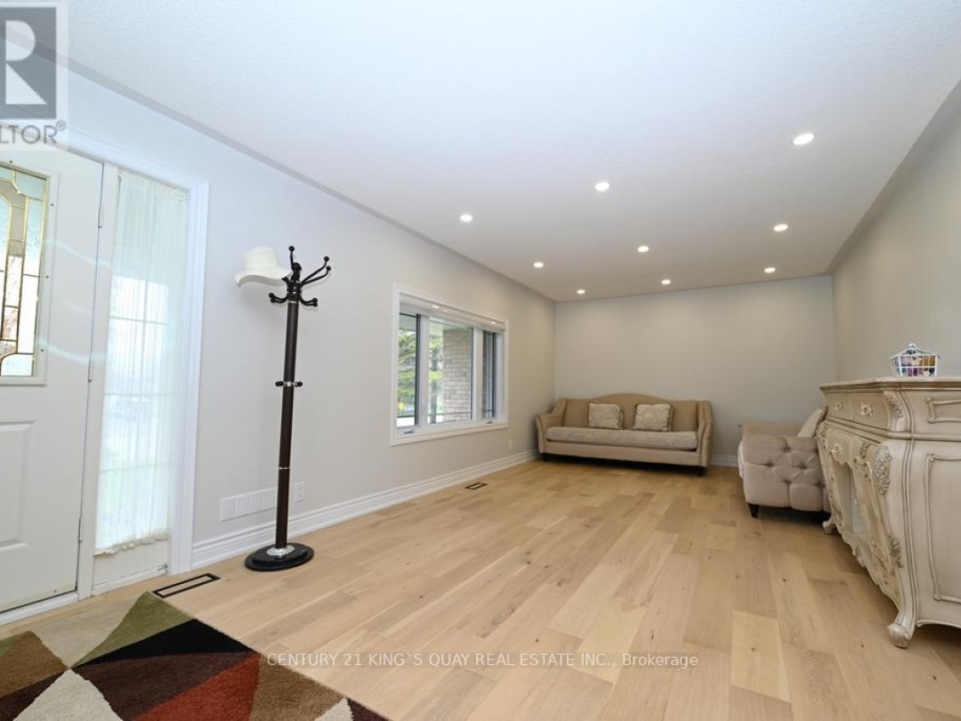 88 BAYSHORE DRIVE, Lake Simcoe