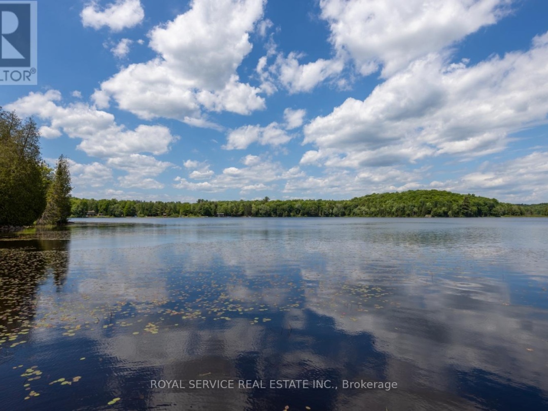 2104 Brady Lake Road, Brady Lake