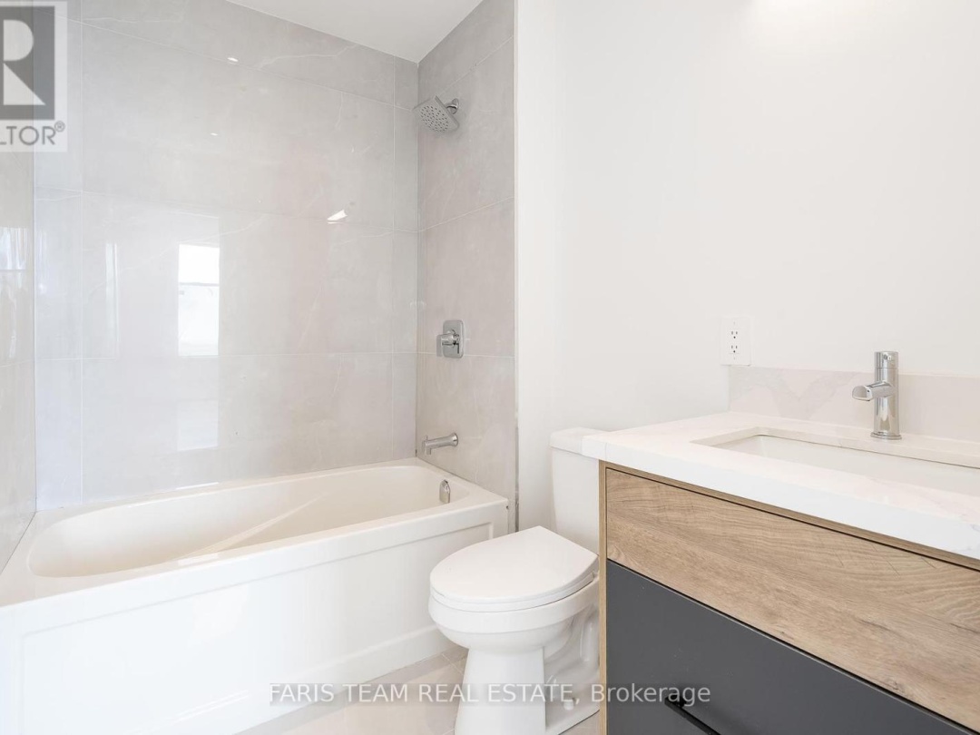 3775 SUNBANK CRESCENT, Severn (West Shore)