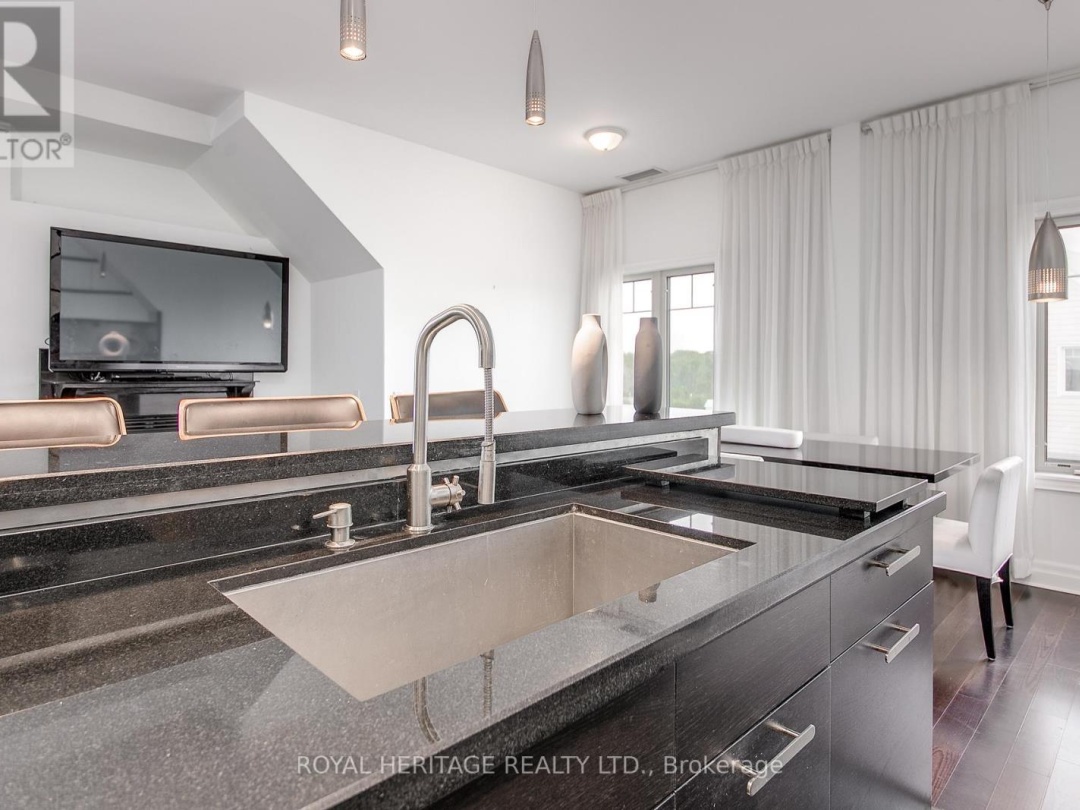 605 - 130 STEAMSHIP BAY ROAD, 