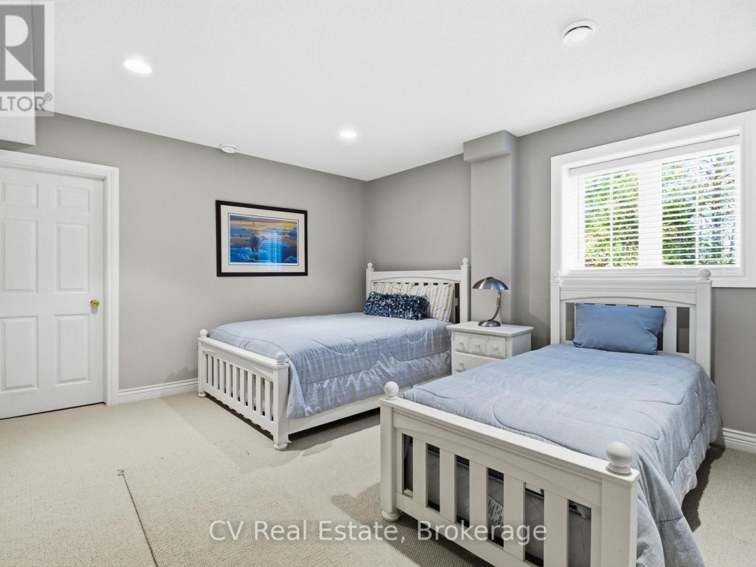 1060 S SUNSET BAY RD, Lake Muskoka
