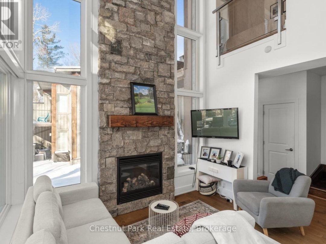 10 CARRICK TRAIL, Gravenhurst (Muskoka (S))