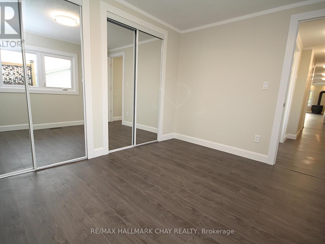 4064 ASH CRESCENT, Severn