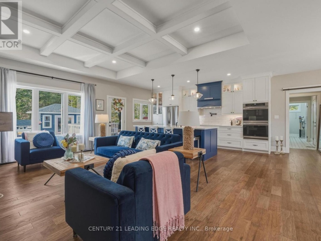 1104 XAVIER STREET, Gravenhurst (Morrison)