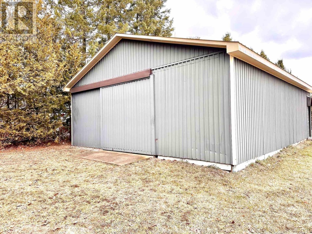 414 NORTH LINE ROAD, Kawartha Lakes (Fenelon)
