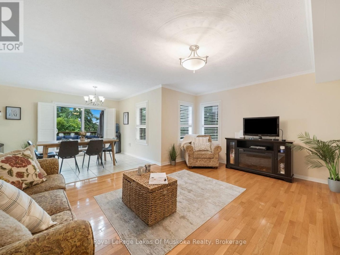 37 VANESSA DRIVE, 