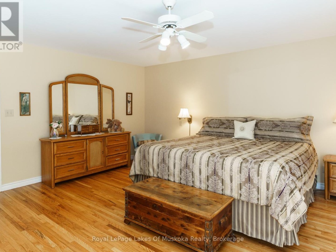 1020 AMELIA CRESCENT, Gravenhurst (Morrison)