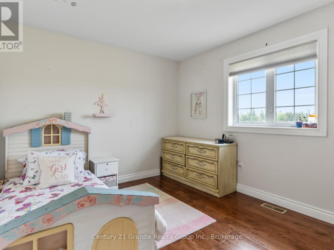 1190 RITCHIE FALLS ROAD, Minden Hills (Snowdon)