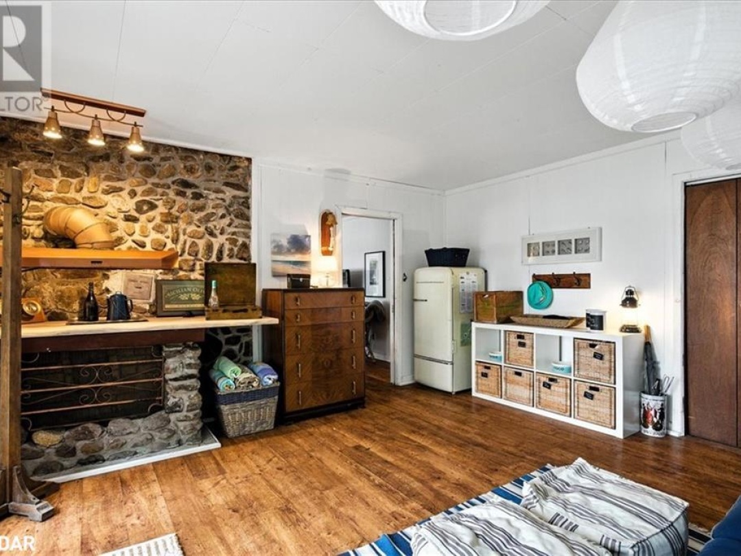 1103 DUGAN Road, 