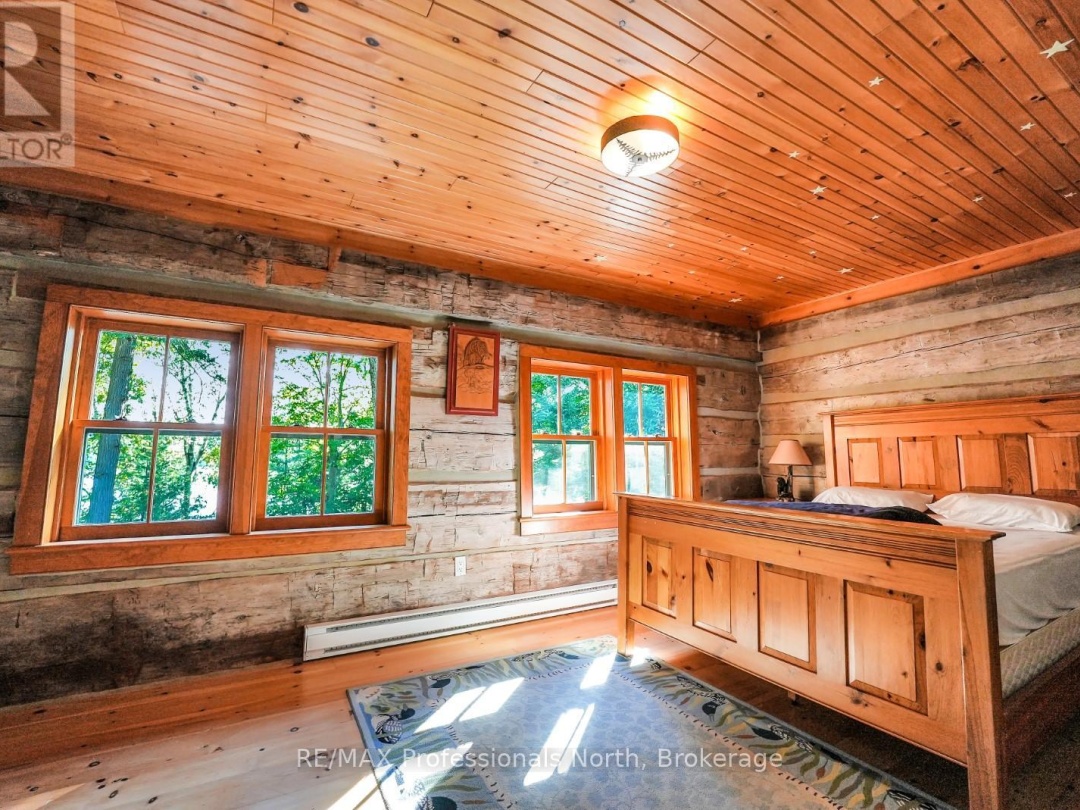 2682 WILKINSON ROAD, Kennisis Lake